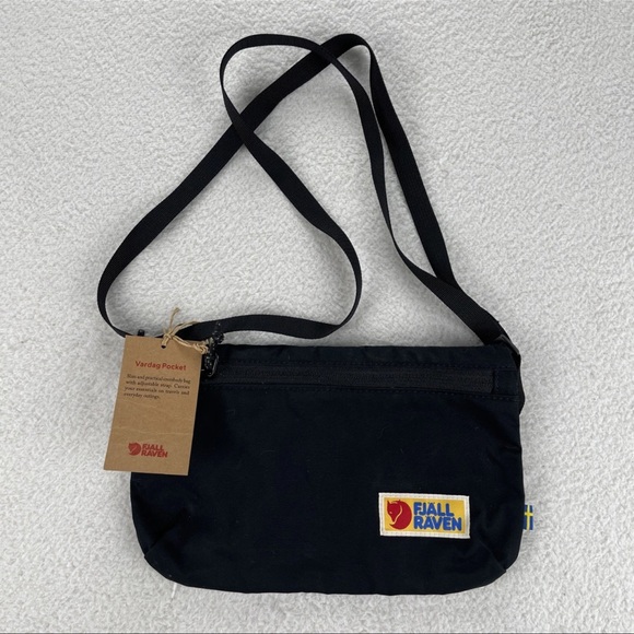 Fjallraven Vardag Pocket Crossbody Purse Royal Black G-1000 NWT - Picture 1 of 5